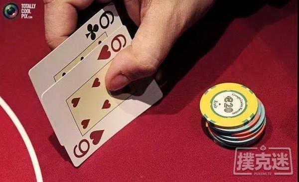 你知道吗：德州扑克翻牌中暗三的概率为11%，是中明三条的10倍！