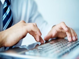 蜗牛扑克:熬夜能减肥?越晚睡越容易发胖