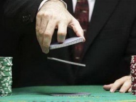 蜗牛扑克：跟注还是弃牌？谈阻断牌与抓诈牌之间的联系