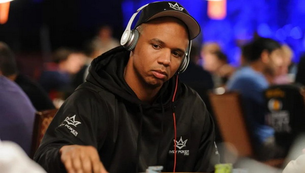 Phil Ivey 总是能赢得了其他人无法赢得的彩池