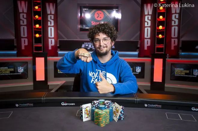 【EV 扑克】前 WSOP 年度最佳玩家 Shaun Deeb 踏进 WSOPE 主赛事决赛桌，他能拿下最终冠军吗？