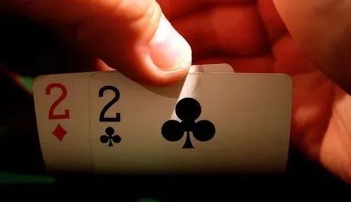 【EV扑克】教学：四个技巧教你怎么玩短码