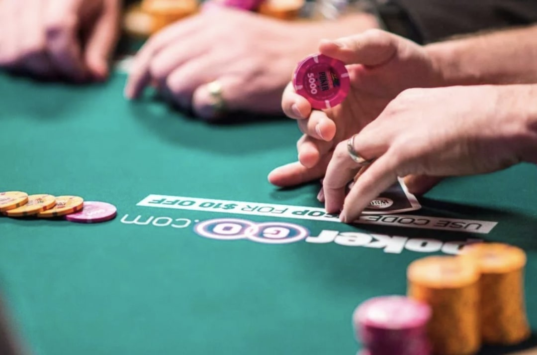 【EV扑克】教学：面对这3种类型的德州扑克牌手，不去剥削就是犯傻