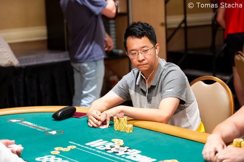 【EV扑克】2023WSOP ：张阳在赛事#44以记分牌领先者身份进入Day 3