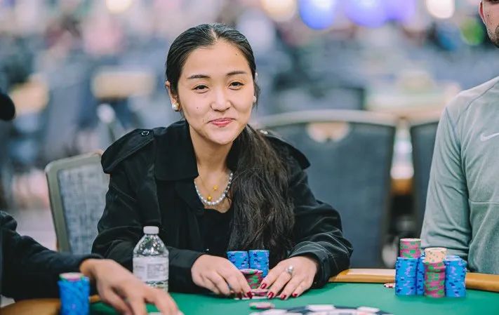 【EV扑克】国人小姐姐靓丽晋级！一睹2023 WSOP女士赛的最美风景