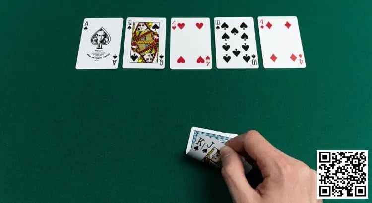 【EV扑克】教学：同花KJ，这手具有坚果潜力的牌该怎么玩