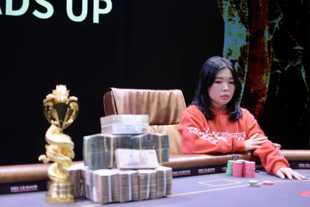 【EPCP扑克】新近崛起的越南美女牌手，APT上惜败中国玩家，却在Poker Dream上圆梦夺首冠