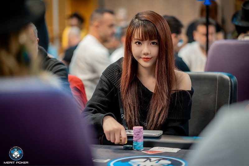 【APT扑克】Merit Poker塞浦路斯 | 徐强AA撞JQ击中顺子成热身赛泡沫，魏国梁、顾悦凡成功晋级Final Day