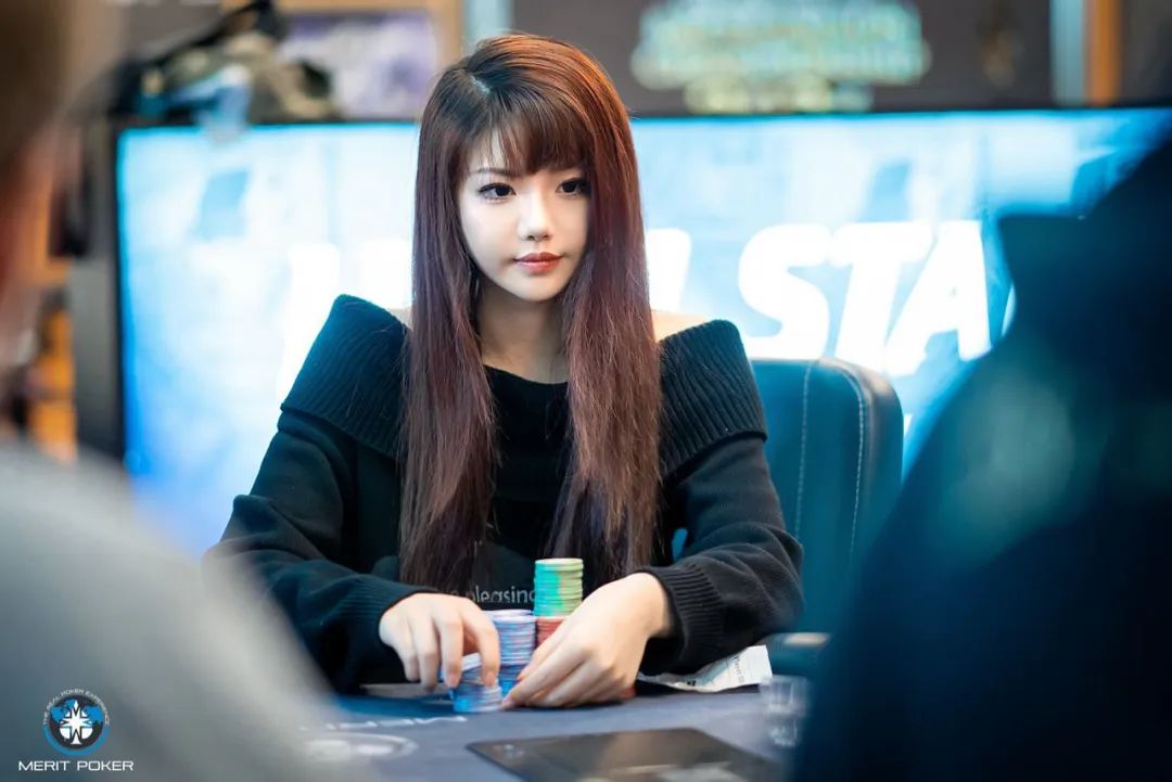 【EV扑克】Merit Poker塞浦路斯：罗爽获,300豪客赛亚军 廉想等4名中国牌手晋级主赛Day2