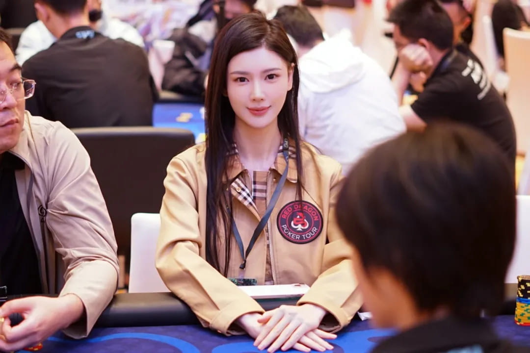 【EV扑克】CPG®横琴湾巡游赛 | 激烈！主赛B组659人参赛 223人晋级 夏俊明26.85万记分牌成CL