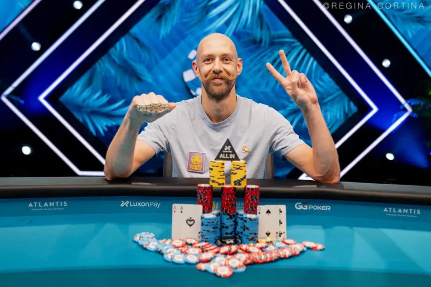 丁飙 蒲蔚然挺进25K WSOP超级主赛Day2 Alex Foxen获得Triton主赛事冠军