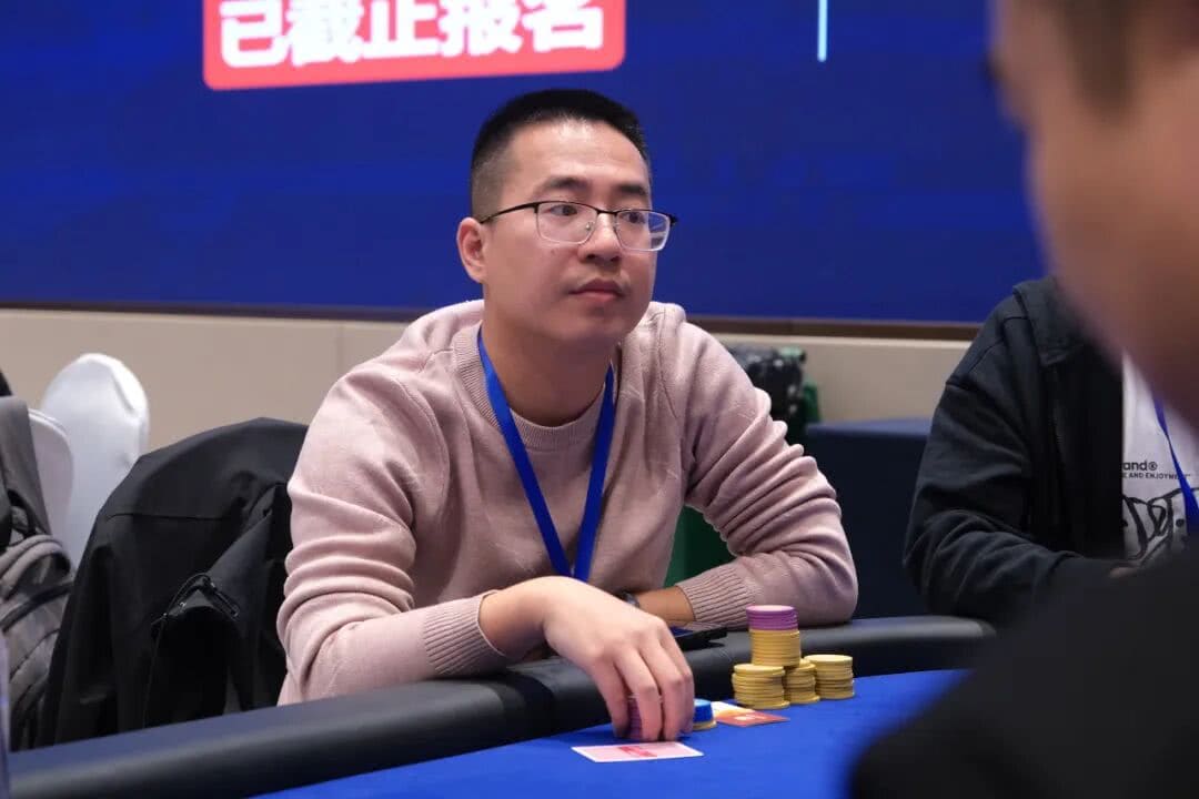 【EV扑克】第三届阳羡杯 | 台球界“楚霸王”楚秉杰跨界联动注入新活力 主赛338人参赛89人晋级第二轮