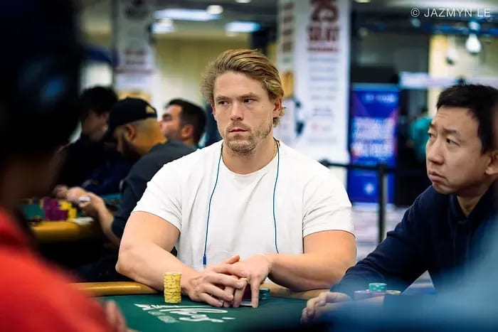 【EV扑克】GTO时代为什么还要学读牌?因为人性的破绽才是最独特的胜率来源