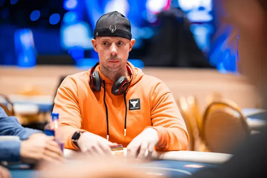 【EV扑克】GTO时代为什么还要学读牌?因为人性的破绽才是最独特的胜率来源