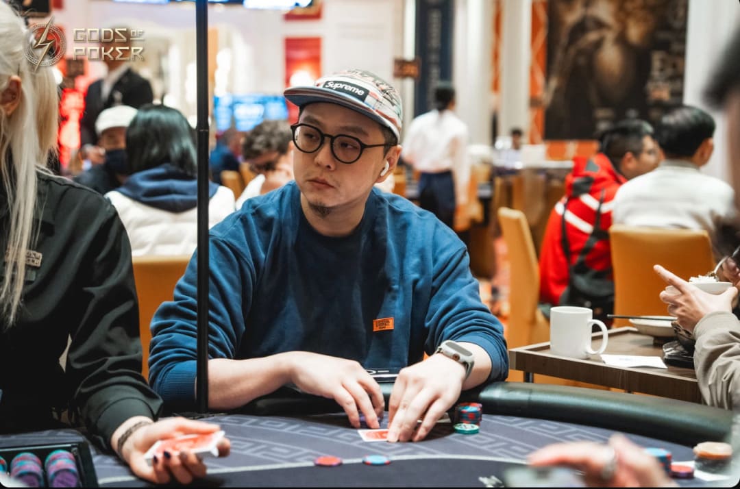 【EV扑克】诸神扑克GOP第6日|李颖领跑主赛D组197人,孙建峰暂居系列赛积分榜第一