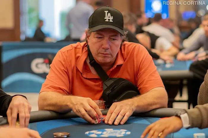 【EV扑克】WSOP天堂站戏剧一幕：David Benyamine“被迫”入局，神翻牌逆转淘汰对手