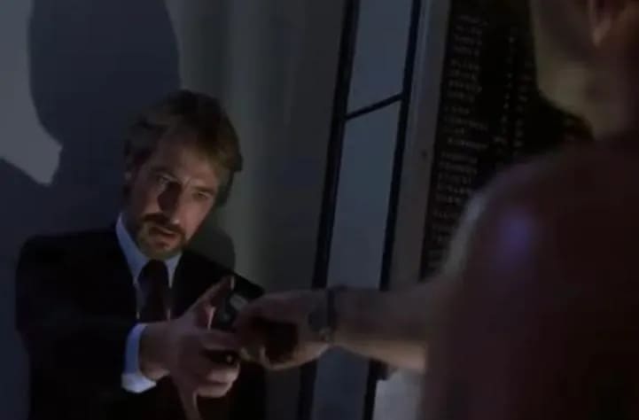 【EV扑克】你以为《虎胆龙威》只是圣诞片?它还是一部高级扑克策略指南