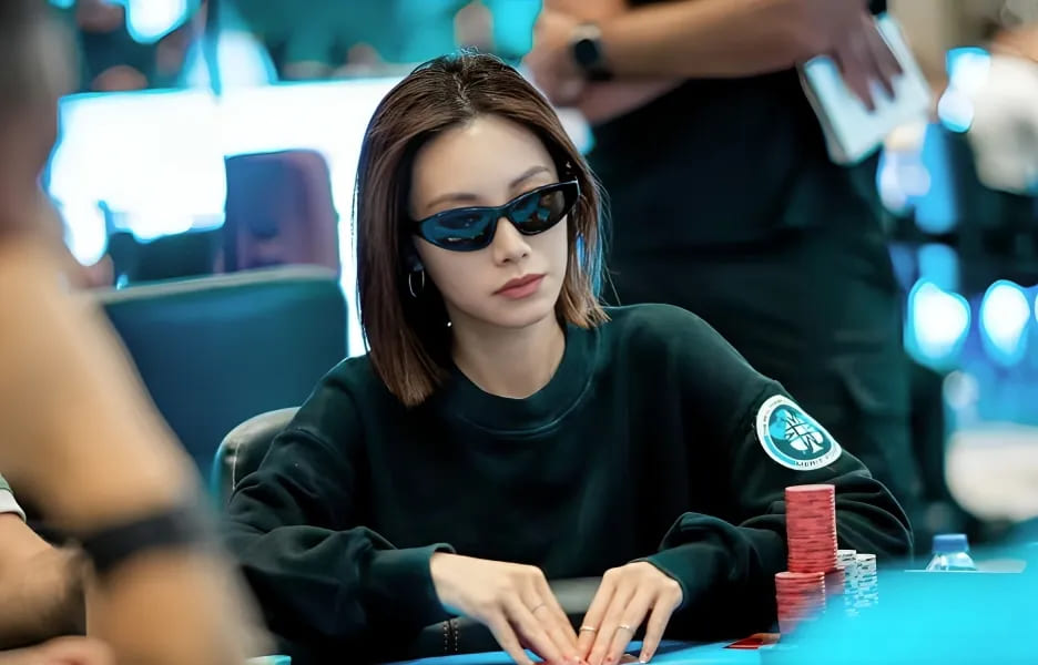 【EV扑克】扑克女力｜章聪雅专访：不到三年站上中国GPI女子第一，她想诉说的不仅止于此