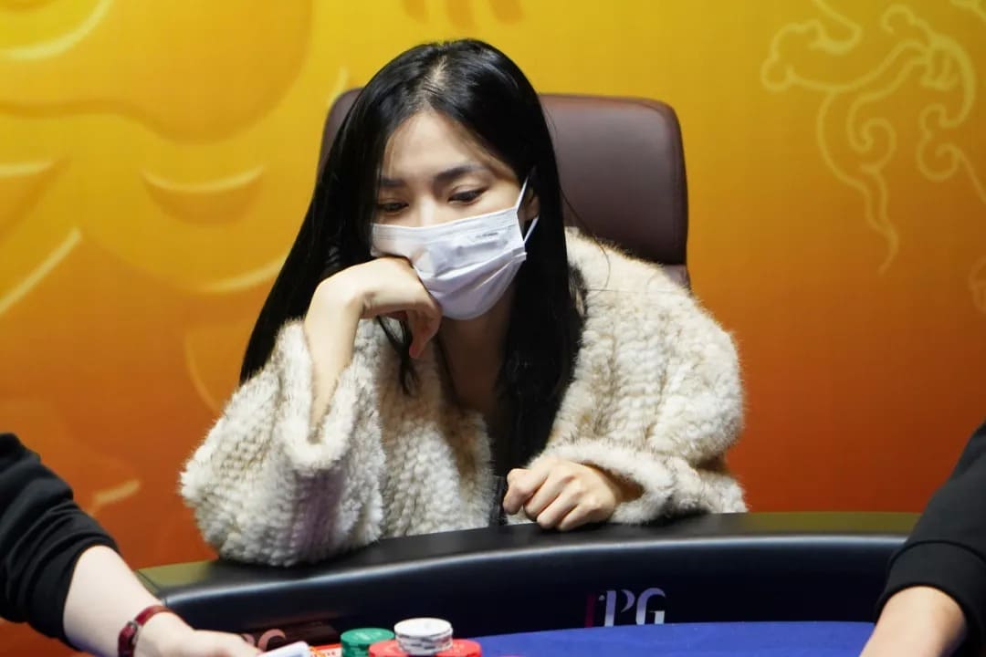 【EV扑克】IPG大师邀请赛|主赛最强八人闪耀泉城!卫冕冠军李靖晶一骑绝尘再度领跑!