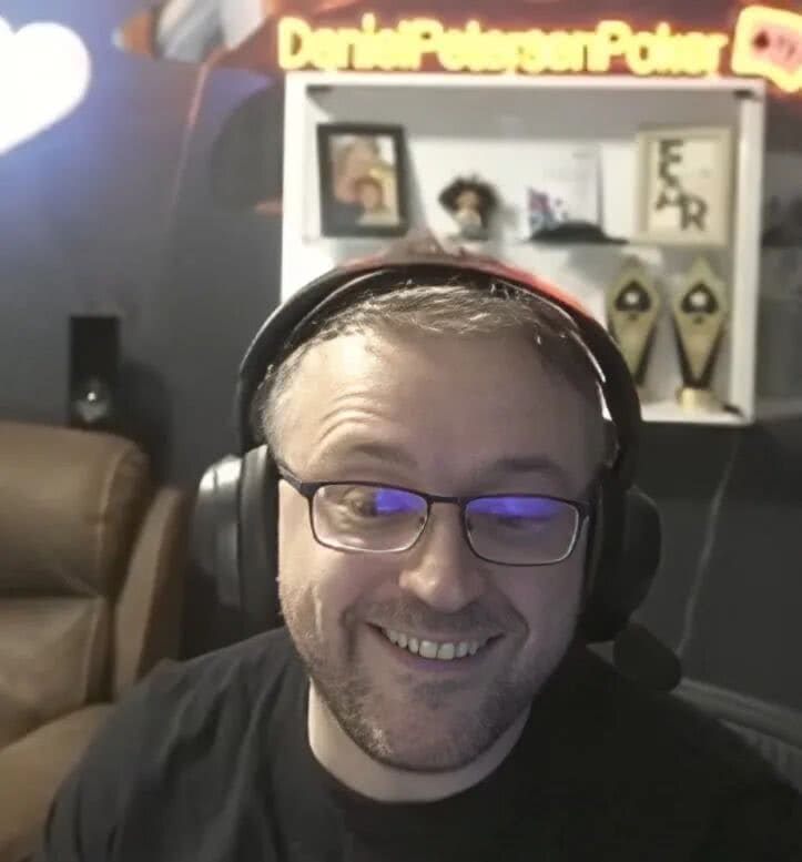 【EV扑克】河牌弃掉四条！2026年扑克圈最离谱的一手牌诞生