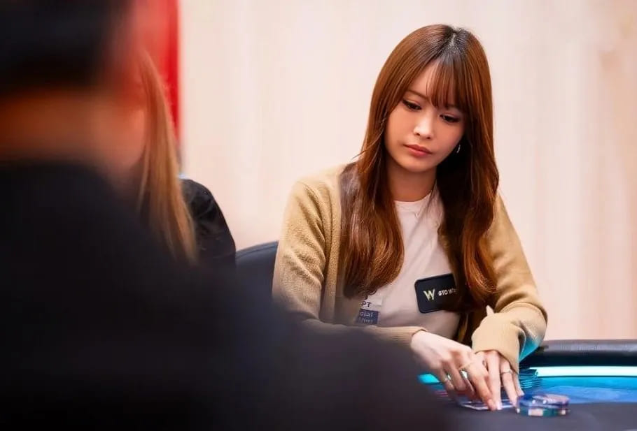 【EV扑克】WSOP女王冈本诗菜专访:我的成绩,可能让大家误会了扑克这个游戏