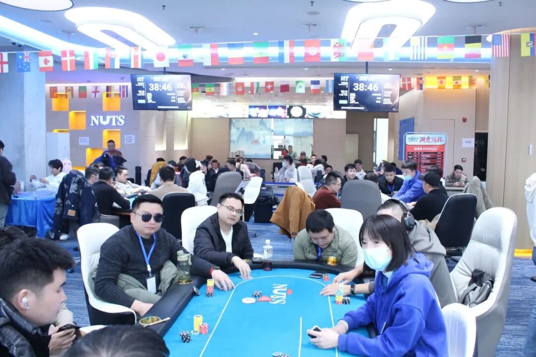 【EV扑克】洞庭湖杯NT1 | 主赛1135人次,107人晋级半决赛,江苏锐、吴鑫分获C/D组CL