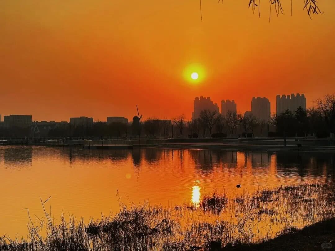 【EV扑克】第三届“河海杯”酒店介绍预定开启，最低价格住东营最高规格酒店，并享酒店每日豪华自助晚宴，你还在等什么？