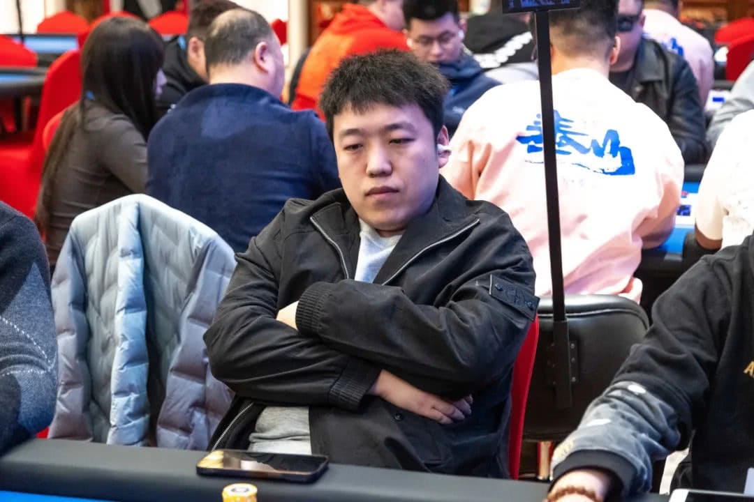 【EV扑克】2026泰山之巅扑克系列赛次日 | 开幕赛加冕,何映含斩获冠军!主赛启航,甲组210人次参赛,王亚辉成今日CL领38人晋级