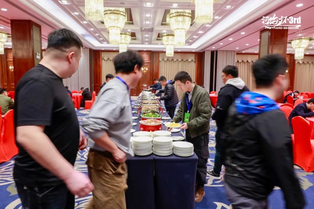 【EV扑克】第三届河海杯|第二日赛场持续升温,主赛B组125人参赛,高积分/女神赛齐开