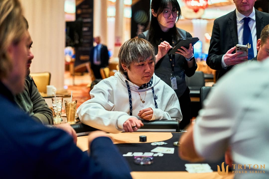 【EV扑克】Triton 济州 | 快速赛惊险夺冠,Mehdi Chaoui 笑傲济州