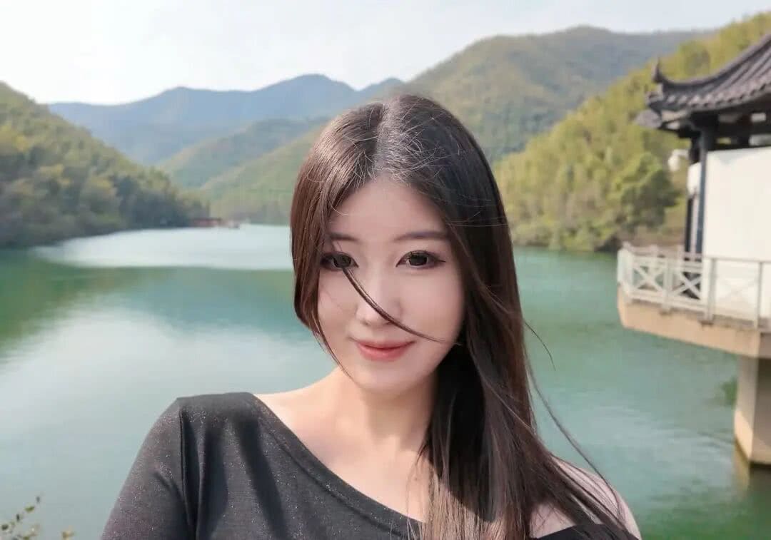 【EV扑克】第四届阳羡杯 | 不止颜值更有实力！朱紫雯首战夺冠惊艳阳羡杯