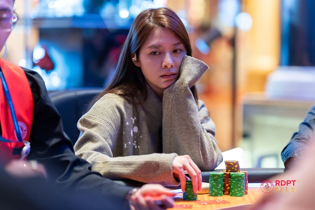 【EV扑克】红龙席卷济州：开幕赛41人晋级，盛鹤臣斩获系列赛首冠