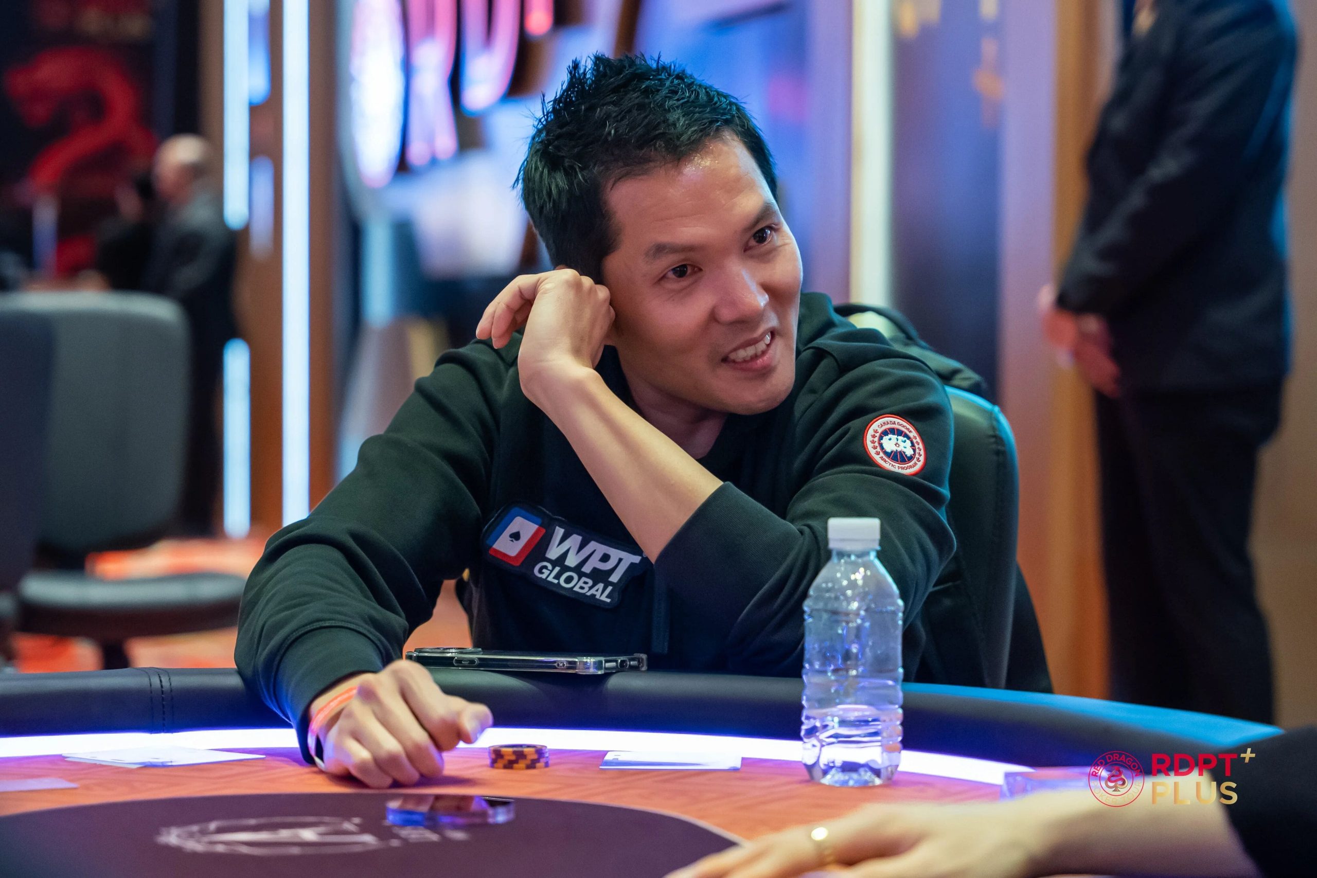 【EV扑克】2026红龙杯PLUS|国人冠军秀!青龙杯PLUS 746人次参赛,俞翔宇成系列赛首位双冠王