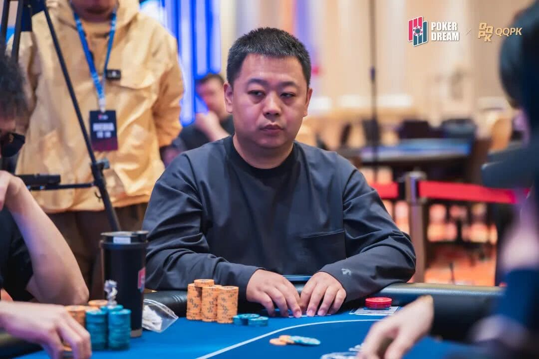 【EV扑克】PD22济州站|主赛FT诞生,何俊杰领衔4名中国选手决战决赛圈;QQPK战队“暖暖”从短码逆袭到QQPK大师赛季军,J High抓诈成经典!