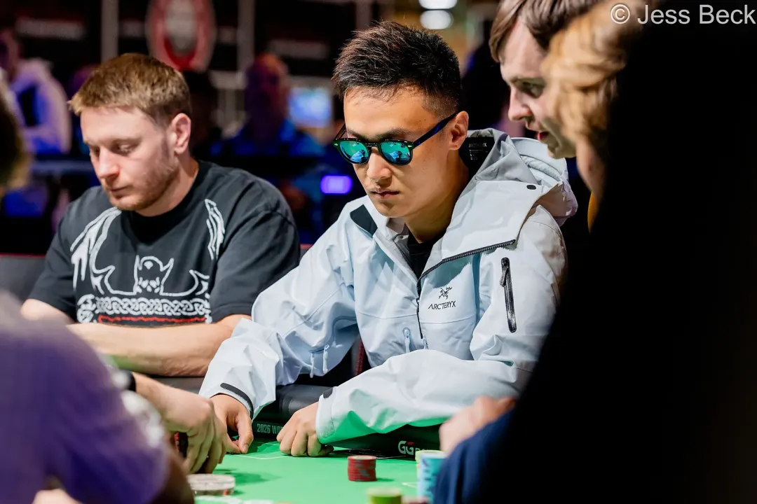 【EV扑克】2026 WSOP $100k豪客赛决赛桌激战正酣:丁彪全力冲击首条金手链