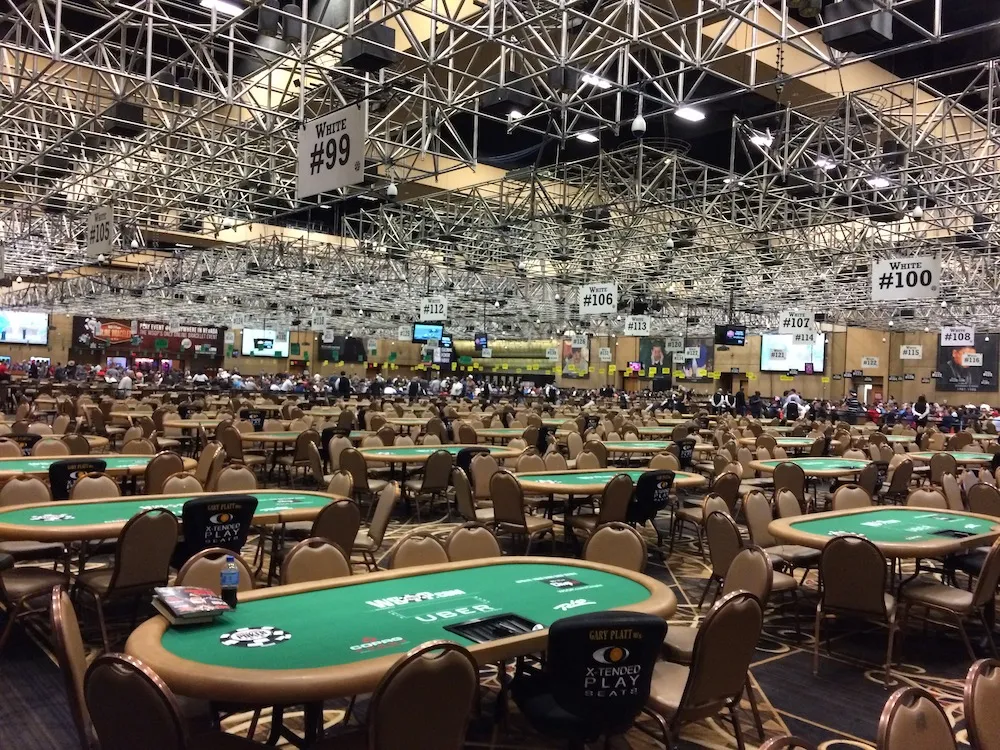 【EV扑克】数据 | 同比暴跌14.87%！2026年WSOP主流赛事降温，小众玩法逆势大涨